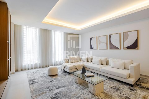 Купить квартиру в DIFC, Дубай: 2 спальни, 151м², № 18357 - фото 2