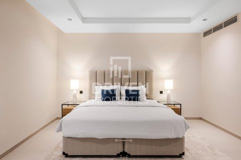 Купить квартиру в DIFC, Дубай: 2 спальни, 151м², № 18357 - фото 13