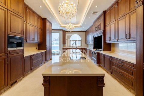 Villa en Palm Jumeirah, Dubai, 6 dormitorios, 1691 m², № 18359 - foto 17