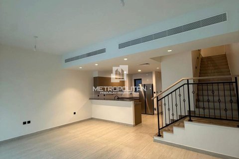 Townhouse in Damac Lagoons, Dubai 4 bedrooms, 144 sq.m. № 73158 - photo 1