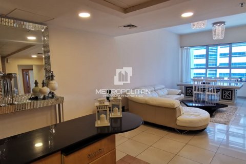 Apartment in Jumeirah Lake Towers, Dubai 2 bedrooms, 122 sq.m. № 73152 - photo 4