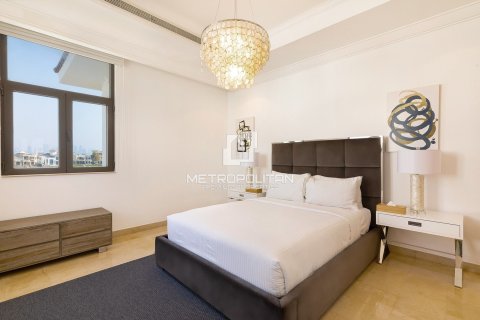 Villa in Signature Villas, Palm Jumeirah, Dubai 5 bedrooms, 1245 sq.m. № 73154 - photo 25