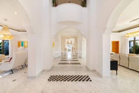 Villa in Signature Villas, Palm Jumeirah, Dubai 5 bedrooms, 1245 sq.m. № 73154 - photo 11