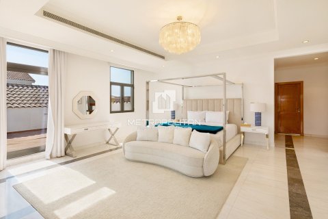 Villa in Signature Villas, Palm Jumeirah, Dubai 5 bedrooms, 1245 sq.m. № 73154 - photo 19