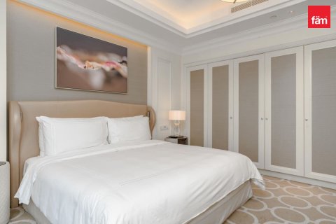 Apartment in Downtown Dubai (Downtown Burj Dubai), Dubai 4 bedrooms, 269.5 sq.m. № 120753 - photo 9