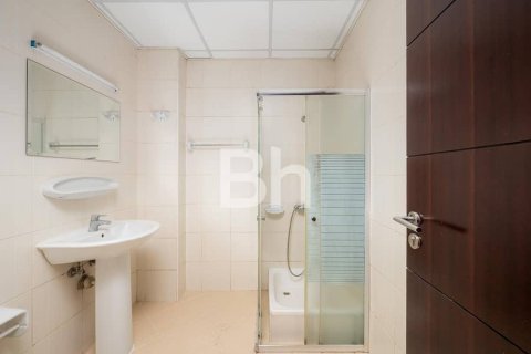 Купить квартиру в Джумейра Вилладж Серкл, Дубай: 2 спальни, 110м², № 22249 - фото 9