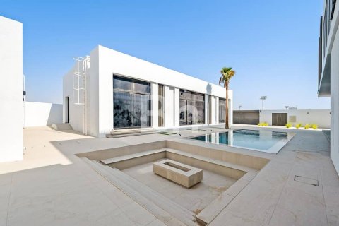 Villa à Nadd Al Sheba, Dubai, 8 chambres, 789 m², № 22252 - photo 1