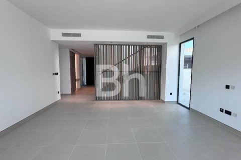 Снять в аренду виллу в Tilal Al Ghaf, Дубай: 4 спальни, 422м², № 22250 - фото 4