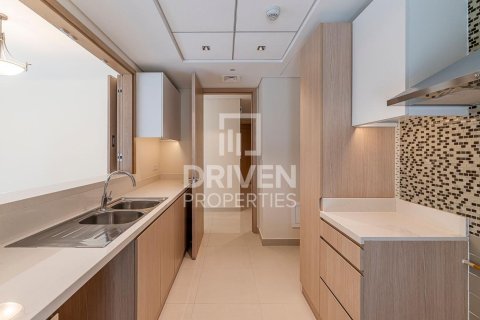 Apartment in Deira, Dubai 2 bedrooms, 128.76 sq.m. № 128741 - photo 12