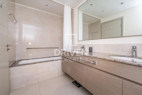 Apartment in Forte, Downtown Dubai (Downtown Burj Dubai), Dubai 2 bedrooms, 99.87 sq.m. № 128745 - photo 13