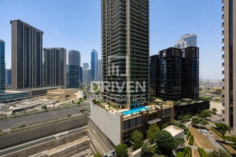Apartment in BLVD Crescent, Downtown Dubai (Downtown Burj Dubai), Dubai 1 bedroom, 107.67 sq.m. № 128743 - photo 13
