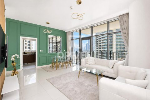 Apartment in BLVD Crescent, Downtown Dubai (Downtown Burj Dubai), Dubai 1 bedroom, 107.67 sq.m. № 128743 - photo 2