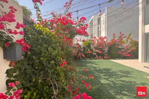 فيلا في دبي 4 غرف نوم, 250 م² رقم 69622 - صورة 15