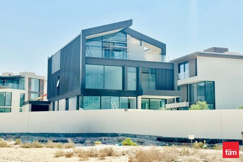 فيلا في دبي 5 غرف نوم , 676.9 م² رقم 69617 - صورة 1