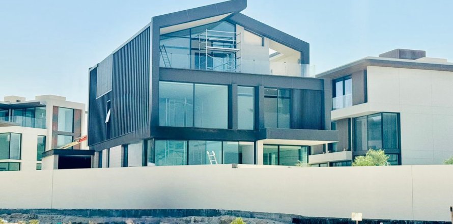 فيلا في دبي 5 غرف نوم , 676.9 م² رقم 69617