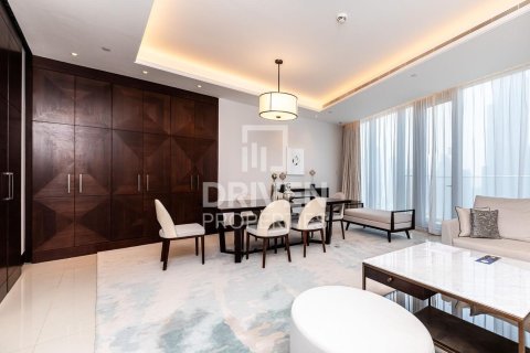 Apartamento en The Address Sky View Towers, Downtown Dubai (Downtown Burj Dubai), Dubai, 2 dormitorios, 157.94 m², № 140978 - foto 5