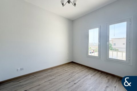 Снять в аренду виллу в Springs 12, The Springs, Дубай: 3 спальни, 209м², № 79178 - фото 24