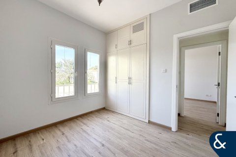 Снять в аренду виллу в Springs 12, The Springs, Дубай: 3 спальни, 209м², № 79178 - фото 25