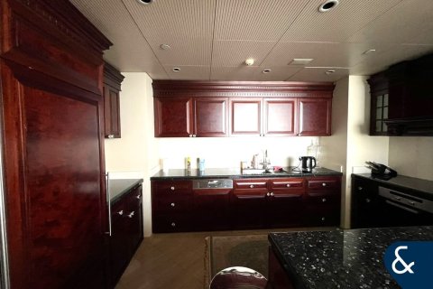 Снять в аренду квартиру в Даунтаун Дубай (Даунтаун Бурдж Дубай), Дубай: 2 спальни, 174м², № 79173 - фото 7