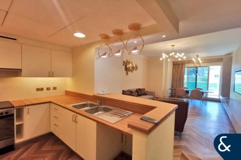 Снять в аренду квартиру в Emaar 6 Towers, Дубай Марина, Дубай: 1 спальня, 139м², № 79174 - фото 8