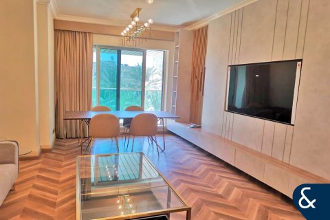 Снять в аренду квартиру в Emaar 6 Towers, Дубай Марина, Дубай: 1 спальня, 139м², № 79174 - фото 9