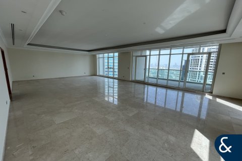 Apartment in Jumeirah Lake Towers, Dubai 5 bedrooms, 515 sq.m. № 79176 - photo 2
