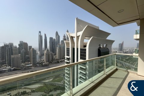 Apartment in Jumeirah Lake Towers, Dubai 5 bedrooms, 515 sq.m. № 79176 - photo 14