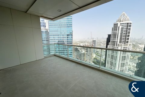 Apartment in Jumeirah Lake Towers, Dubai 5 bedrooms, 515 sq.m. № 79176 - photo 12