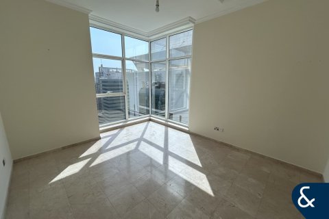 Apartment in Jumeirah Lake Towers, Dubai 5 bedrooms, 515 sq.m. № 79176 - photo 18