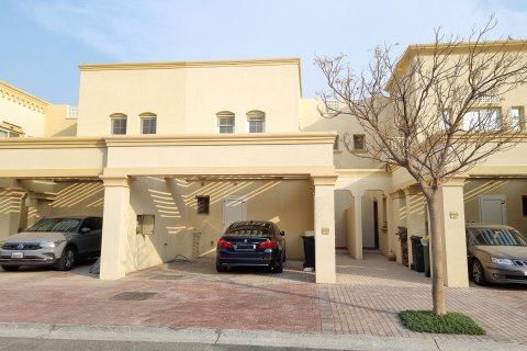 Villa à Springs 12, The Springs, Dubai, 2 chambres, 173 m², № 3929 - photo 1
