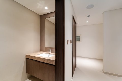 Apartment in Dubai Marina, Dubai 2 bedrooms, 135 sq.m. № 97078 - photo 17