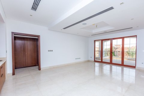 Villa en Jumeirah Islands, Dubai, 5 dormitorios, 785 m², № 105000 - foto 8