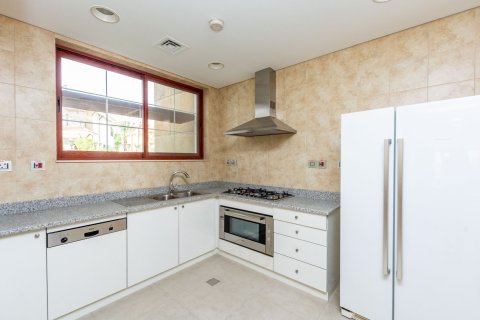 Villa en Jumeirah Islands, Dubai, 5 dormitorios, 785 m², № 105000 - foto 12