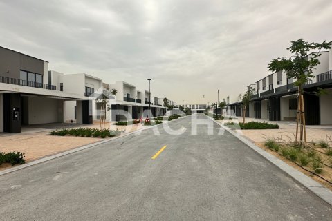 Adosado en EMAAR South, Dubai South (Dubai World Central), Dubai, 4 dormitorios, 225 m², № 104993 - foto 3