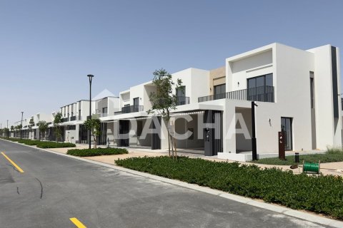 Adosado en EMAAR South, Dubai South (Dubai World Central), Dubai, 4 dormitorios, 225 m², № 104993