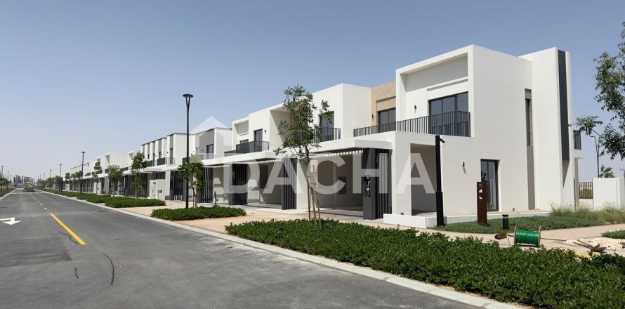 Adosado en EMAAR South, Dubai South (Dubai World Central), Dubai, 4 dormitorios, 225 m², № 104993