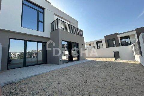 Вилла в EMAAR South, Dubai South (Dubai World Central), Дубай, 4 спальни, 210м², № 104999