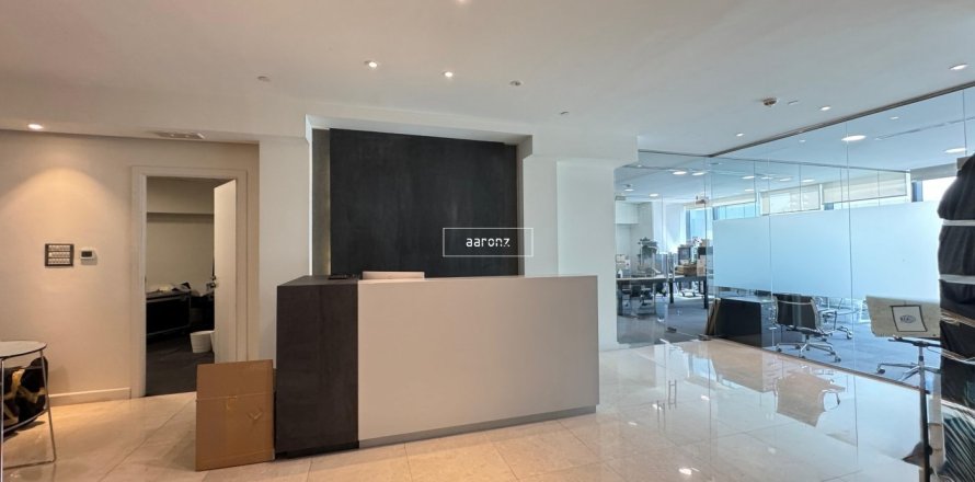 Office in Downtown Dubai (Downtown Burj Dubai), Dubai 672.9 sq.m. № 53047