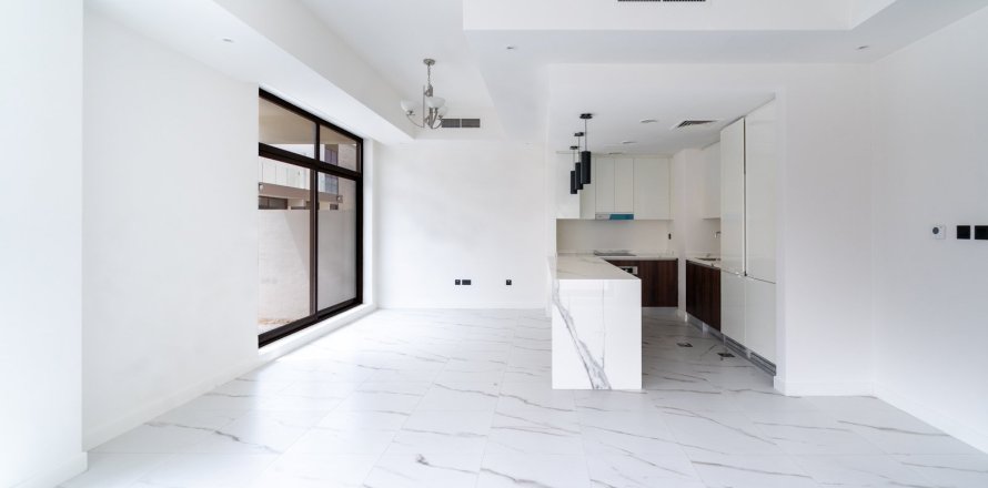 Townhouse in Wadi Al Safa 3, Dubai 4 bedrooms, 295 sq.m. № 96990