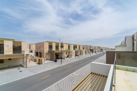 Townhouse in Wadi Al Safa 3, Dubai 4 bedrooms, 295 sq.m. № 96990 - photo 7