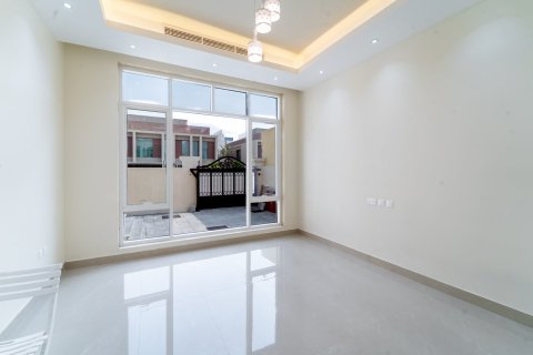 Maison de ville à Nadd Al Sheba, Dubai, 6 chambres, 930 m², № 96989 - photo 6