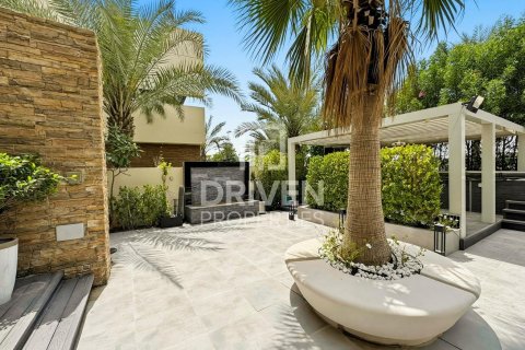 Villa in The Field, DAMAC Hills (Akoya by DAMAC), Dubai 6 bedrooms, 1222.98 sq.m. № 137158 - photo 25