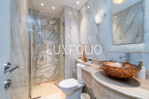 Villa en Motor City, Dubai, 5 dormitorios, 753 m², № 45980 - foto 12