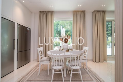 Villa en Motor City, Dubai, 5 dormitorios, 753 m², № 45980 - foto 14