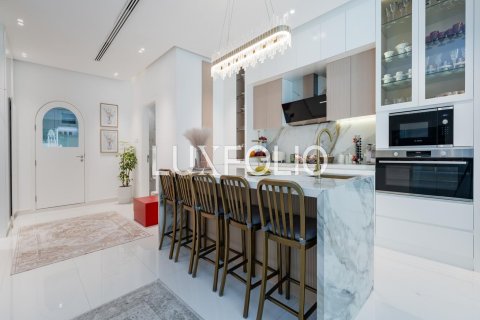Villa en Motor City, Dubai, 5 dormitorios, 753 m², № 45980 - foto 15