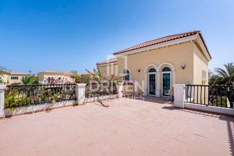 Купить виллу в Legacy, Jumeirah Park, Дубай: 4 спальни, 314м², № 64917 - фото 25