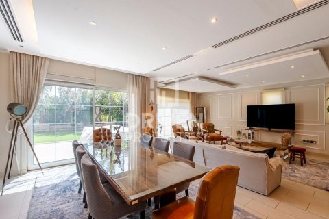 Купить виллу в Legacy, Jumeirah Park, Дубай: 4 спальни, 314м², № 64917 - фото 4