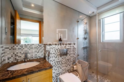 Купить виллу в Legacy, Jumeirah Park, Дубай: 4 спальни, 314м², № 64917 - фото 11