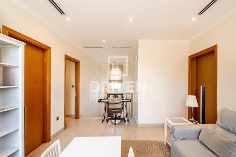 Купить виллу в Legacy, Jumeirah Park, Дубай: 4 спальни, 314м², № 64917 - фото 27