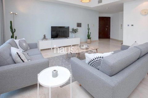 Снять в аренду квартиру в The Jewels, Дубай Марина, Дубай: 2 спальни, 180м², № 45139 - фото 1